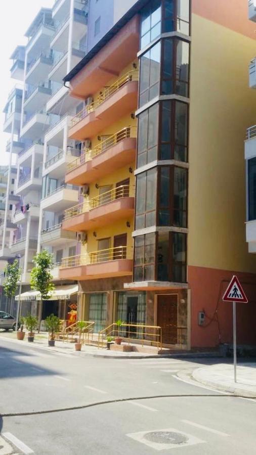 Hotel Edland Vlorë Exteriér fotografie