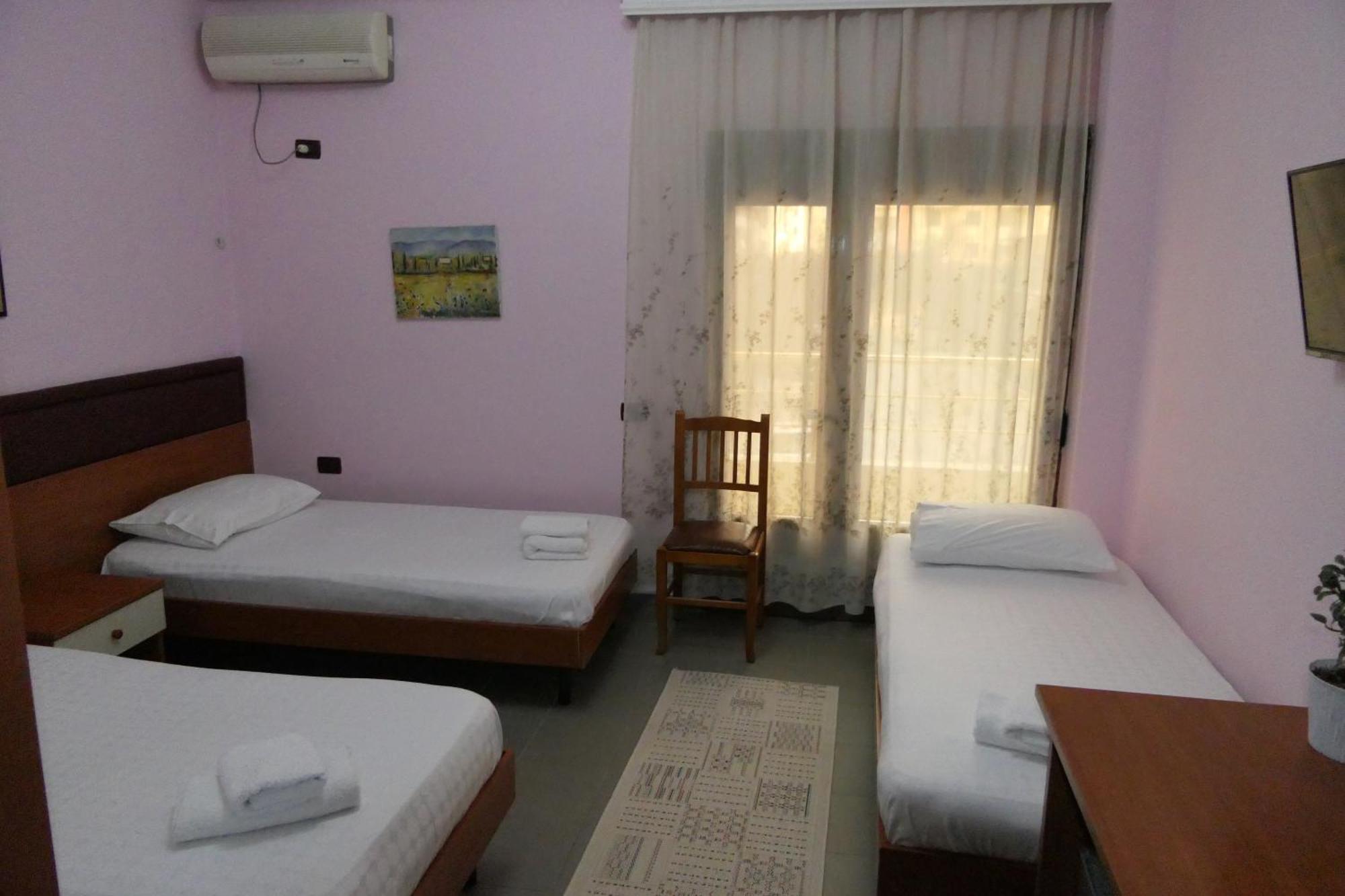 Hotel Edland Vlorë Exteriér fotografie